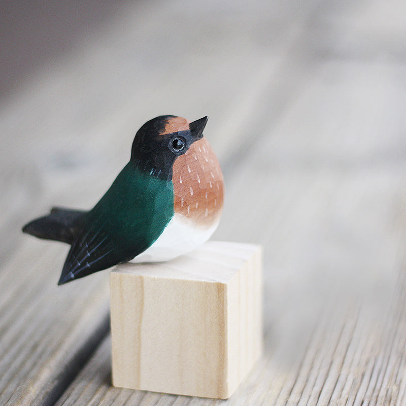 Swallow Figurine, Elegant Home Decor, Exquisite Bird Figurine