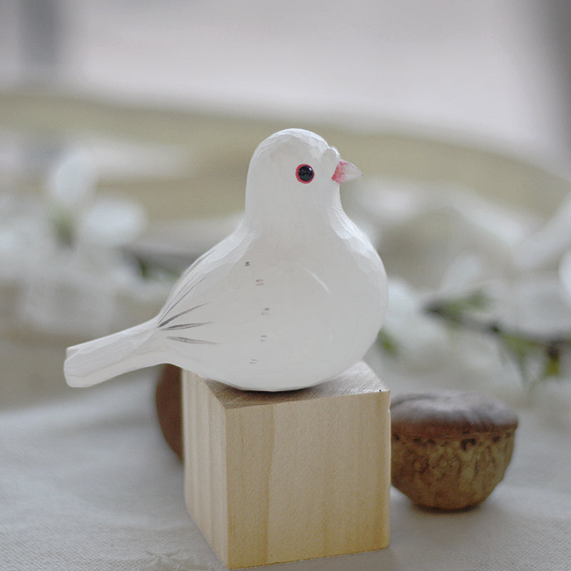 Pigeon Couple Figurines