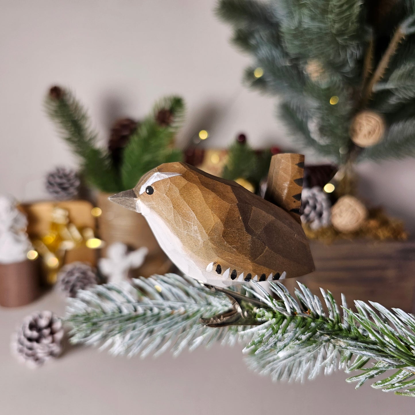 Winterkoninkje vogel clip-on ornament