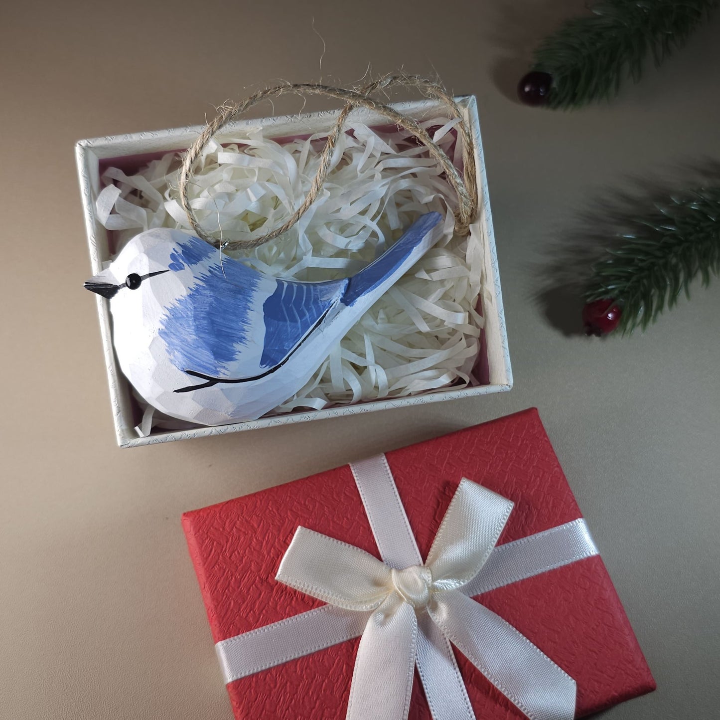 Ornamenti pendenti per uccelli con confezione regalo