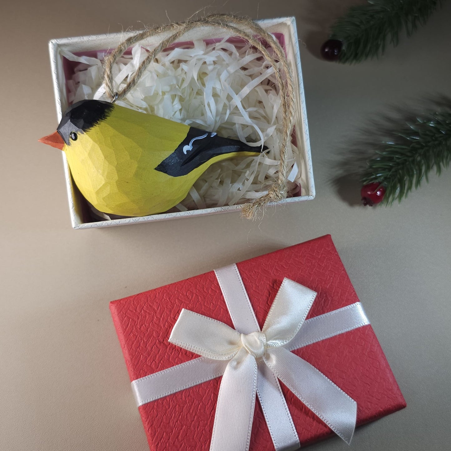 Vogel hangende ornamenten met geschenkdoosset