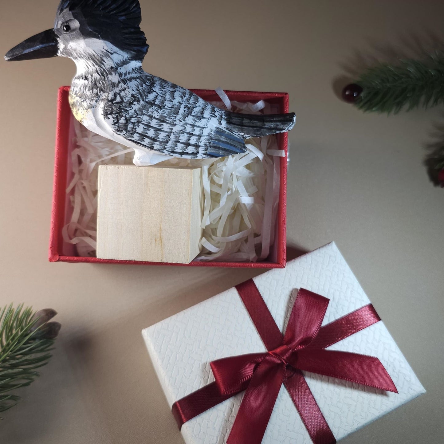 Figurine d'oiseau avec coffret cadeau