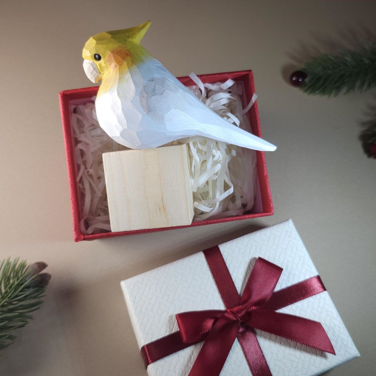 Figurine d'oiseau avec coffret cadeau