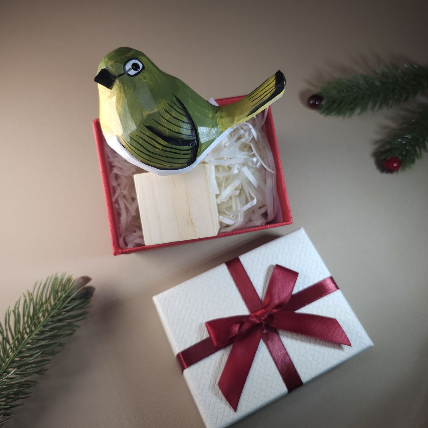 Vogelbeeldje met geschenkdoosset