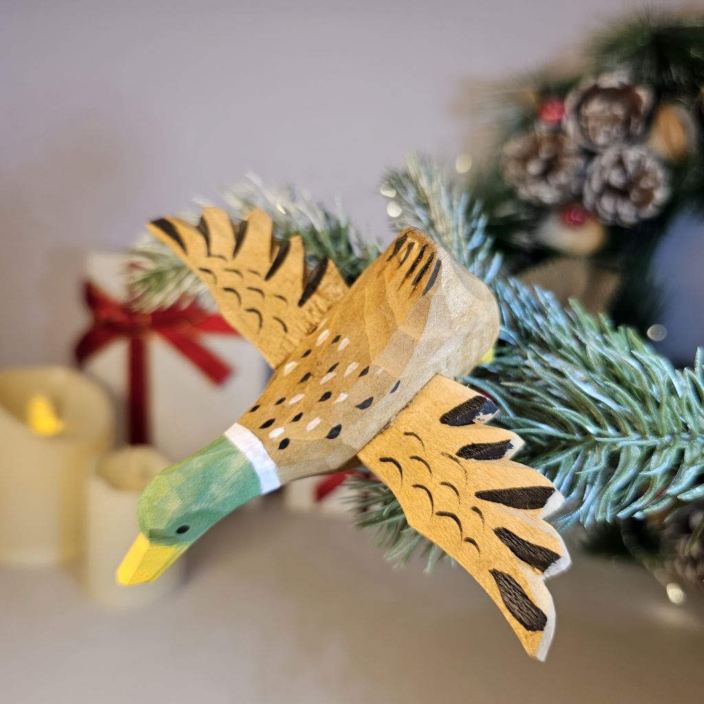 Ornement d'arbre de Noël à clipser en bois de canard colvert