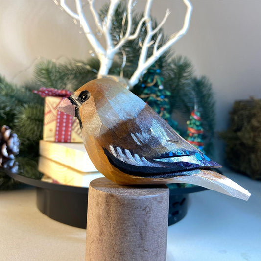 Handcrafted Hawfinch Figurine - Exquisite Hand-Painted Bird Sculpture for Nature Lovers and Collectors
