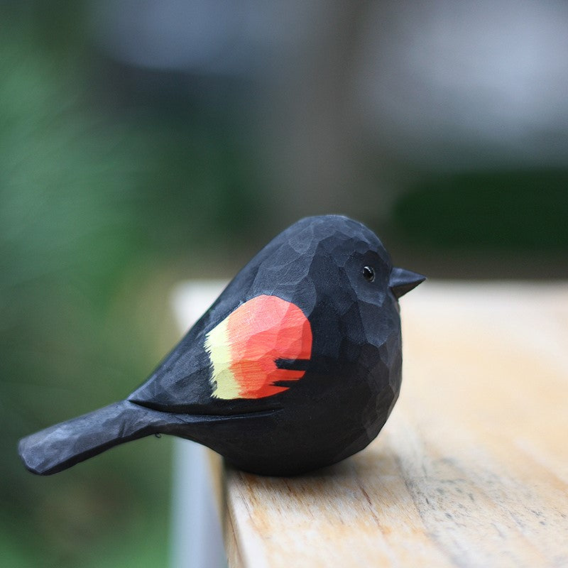 Red-winged blackbird Figurine Hand Carved Painted Wooden - paintedbird.shop