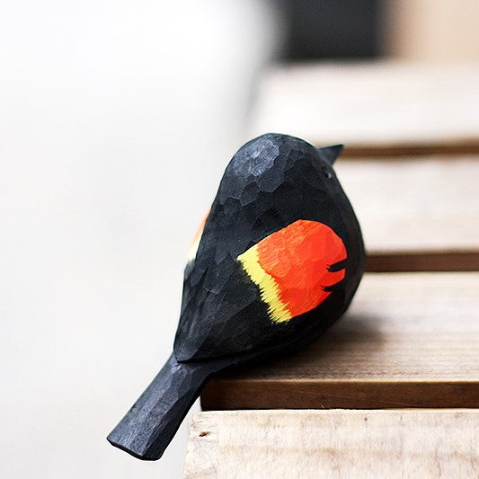 Red-winged blackbird Figurine Hand Carved Painted Wooden - paintedbird.shop